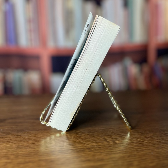 Cold Pursuit by Carla Neggers ISBN: 978-0778325536 - Picture 7 of 9